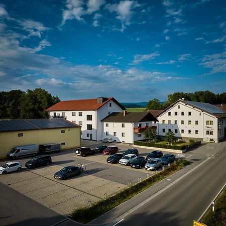 Landgasthof Wurm Hotel Bogen Exterior photo