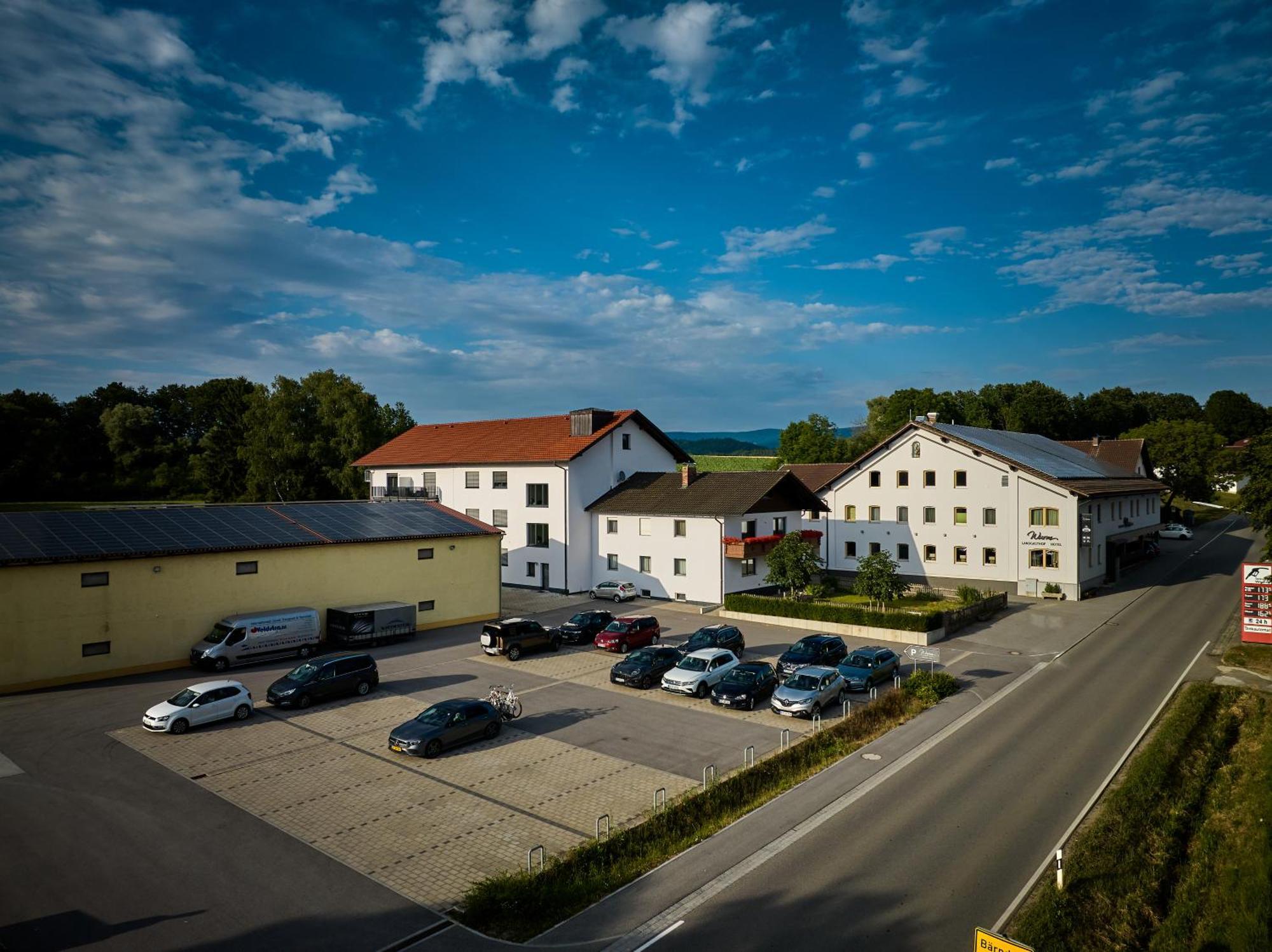 Landgasthof Wurm Hotel Bogen Exterior photo